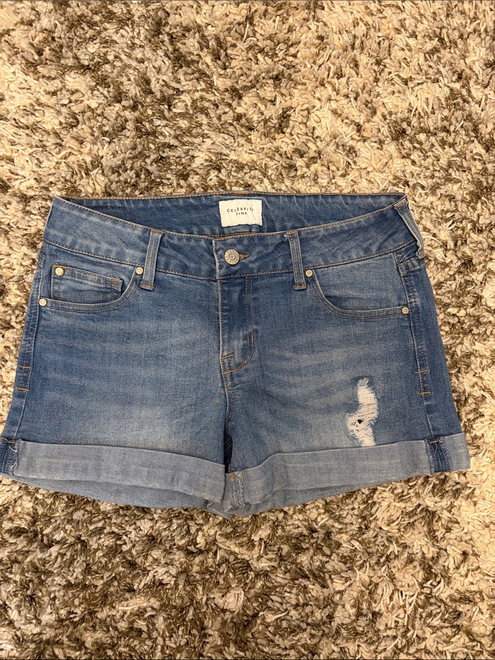 Celebrity Pink Medium Blue Rolled-Hem Denim Shorts size 5/27